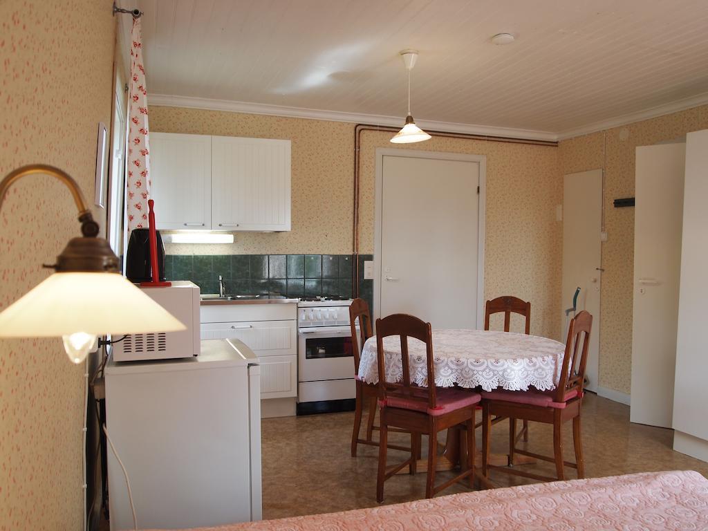 Tammiston Cottages Naantali Δωμάτιο φωτογραφία